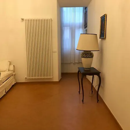 Visione Via Sant'andrea Delle Fratte, 36