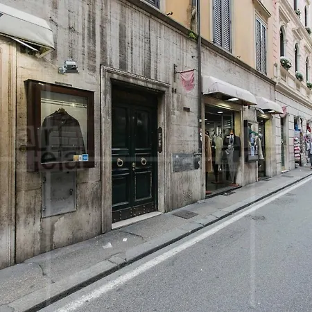 Visione Via Sant'andrea Delle Fratte, 36 * ローマ